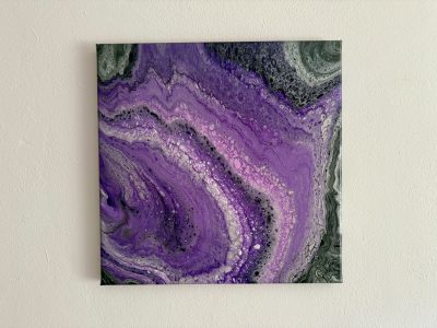 Pouring_Amethyst_Energy
